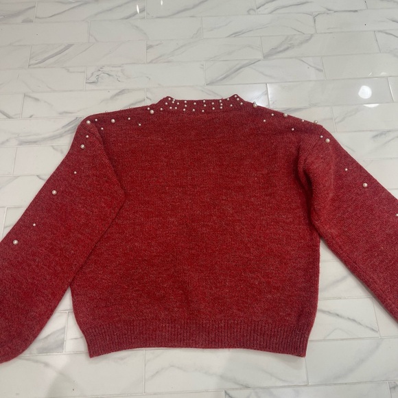 Red Pearl-Embellished Women's Voy Sweater. Size M - Picture 5 of 7